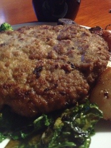 Turkey schiacciatina with baby kale, tricolor fingerling poatoes, and broccoli.