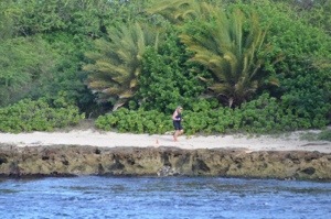 Finishing the run, coming from the beach. Haleiwa is a pretty little town. 