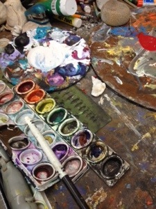 The teacher's work table. 