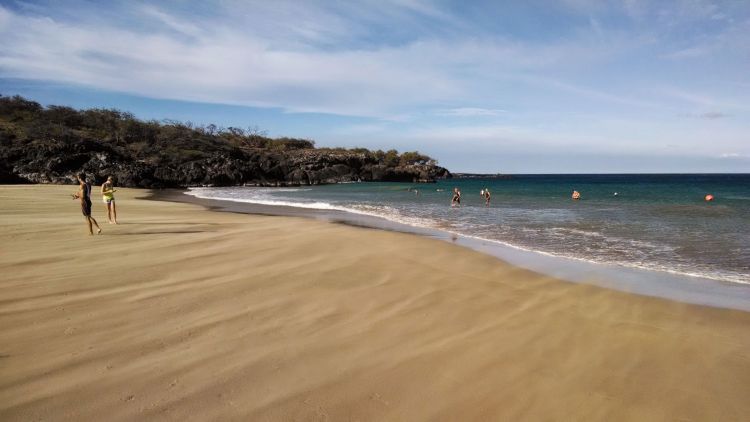 The wind on Saturday morning at Hapuna Beach. Training in windy conditions pays off. We all went in for the swim.